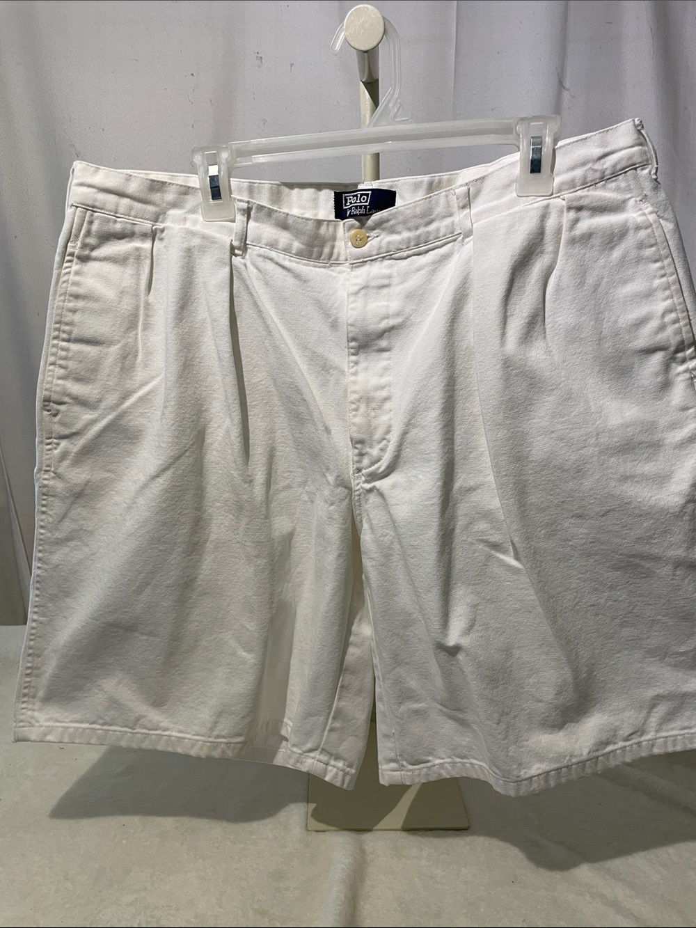 Polo by Ralph Lauren Men's White pleated Front Cotton Shorts